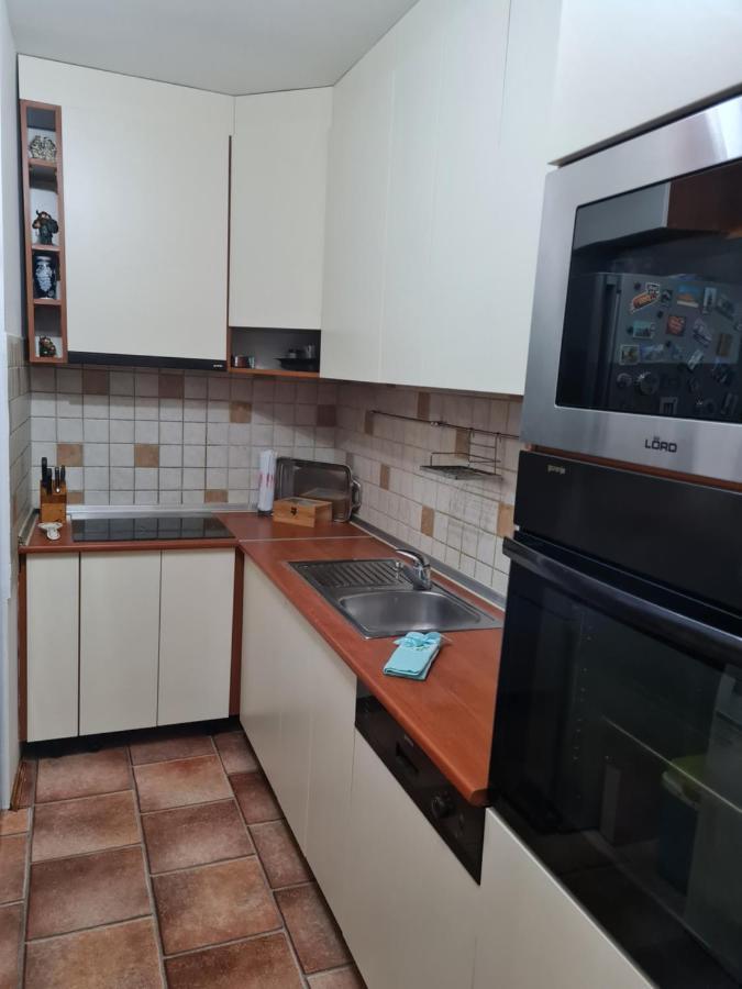 Sara Apartment โมสตาร์ ภายนอก รูปภาพ