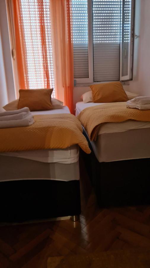 Sara Apartment โมสตาร์ ภายนอก รูปภาพ