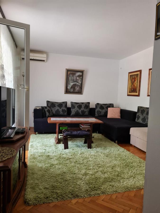 Sara Apartment โมสตาร์ ภายนอก รูปภาพ